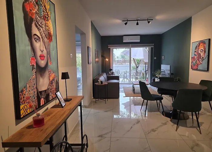 Pop Art By Staycom * 尼科西亚